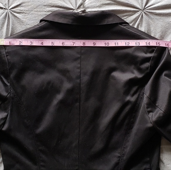 Fitted Black Blazer - Picture 4 of 8